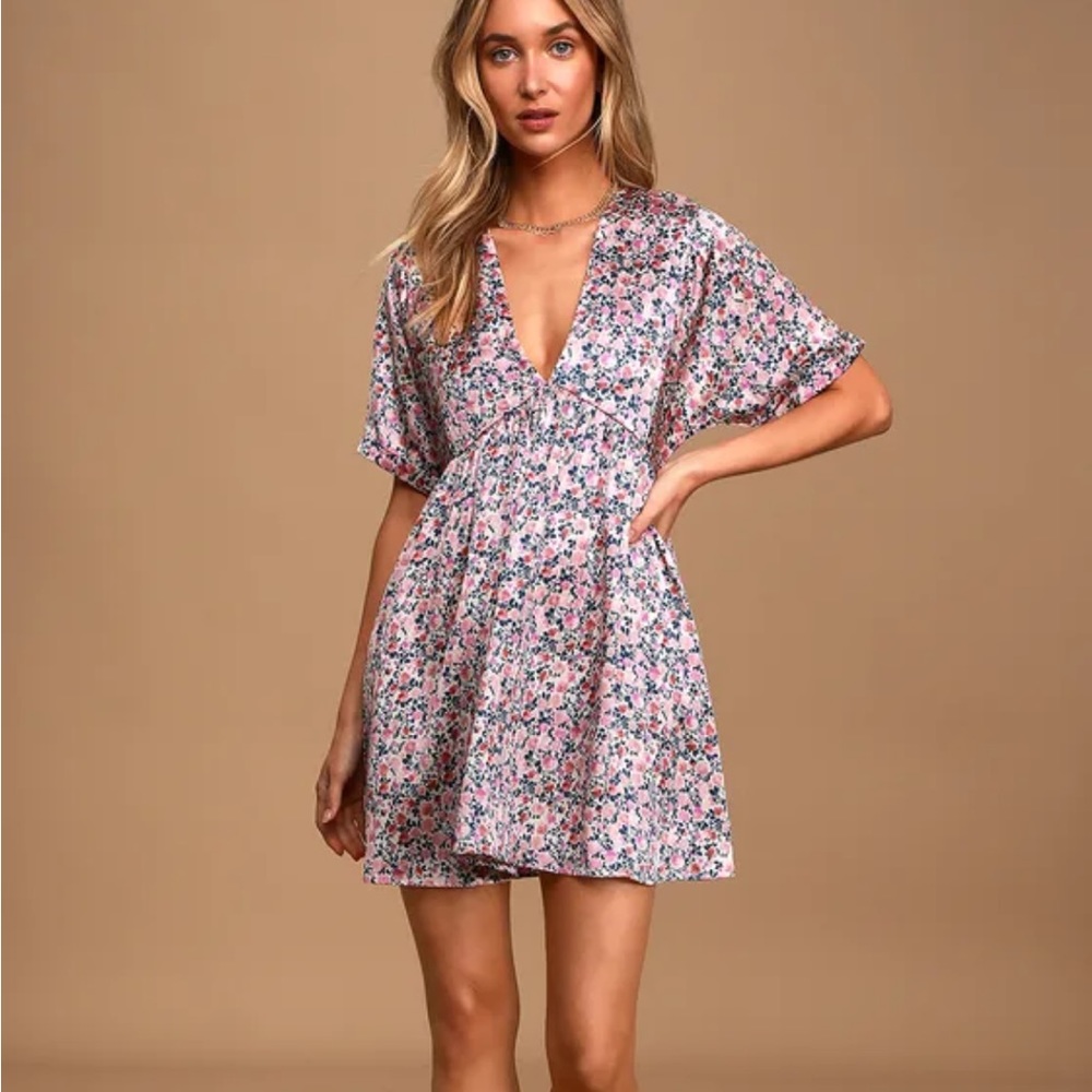 SOLD 🚫🚫🚫 BRAND NEW Lulus dress